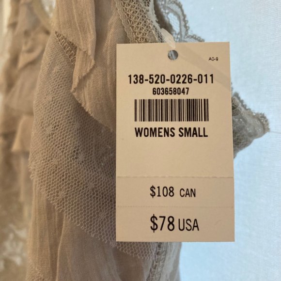 NWT Abercrombie & Fitch Caily Floral Lace Stretch Light Grey Tank Women's S - Picture 6 of 6